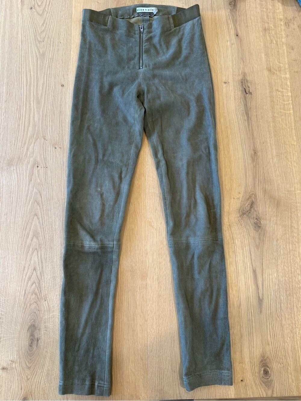 Alice + Olivia Olive Green 100% Lambskin Suede Front Zip Leggings Pants - Size 0